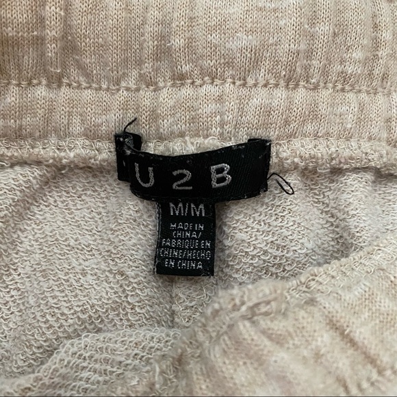 Shorts - Picture 3 of 3